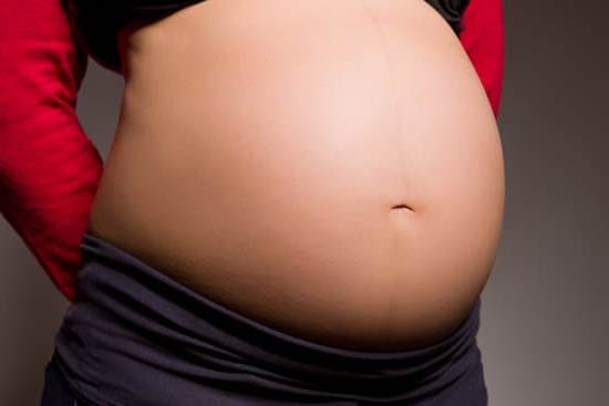 When Does Pregnancy Start to Show First signs of pregnancy showing, when does pregnancy start to show