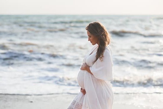 Does an Ectopic Pregnancy Show Up on a Test Test for ectopic pregnancy accuracy and sensitivity when performed. Consult a healthcare provider for confirmation