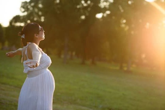 Ensure accurate diagnosis by testing for ectopic pregnancy if pregnancy test shows abnormalities