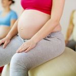 When Does Swelling Start in Pregnancy When does swelling start in pregnancy Knowing the timeline helps manage discomfort
