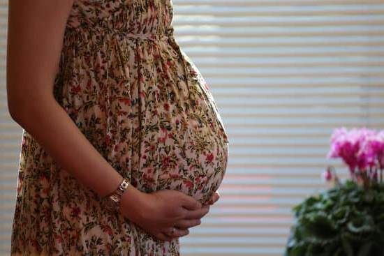 Dry mouth during early pregnancy, get medical advice if persistent